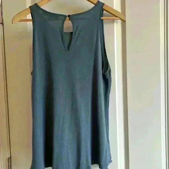 Banana republic blouse - Picture 2 of 2